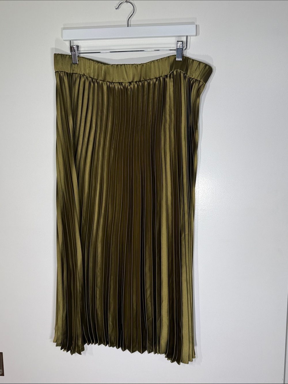 Alfani Olive Green Pleated Midi Skirt - Women's XL